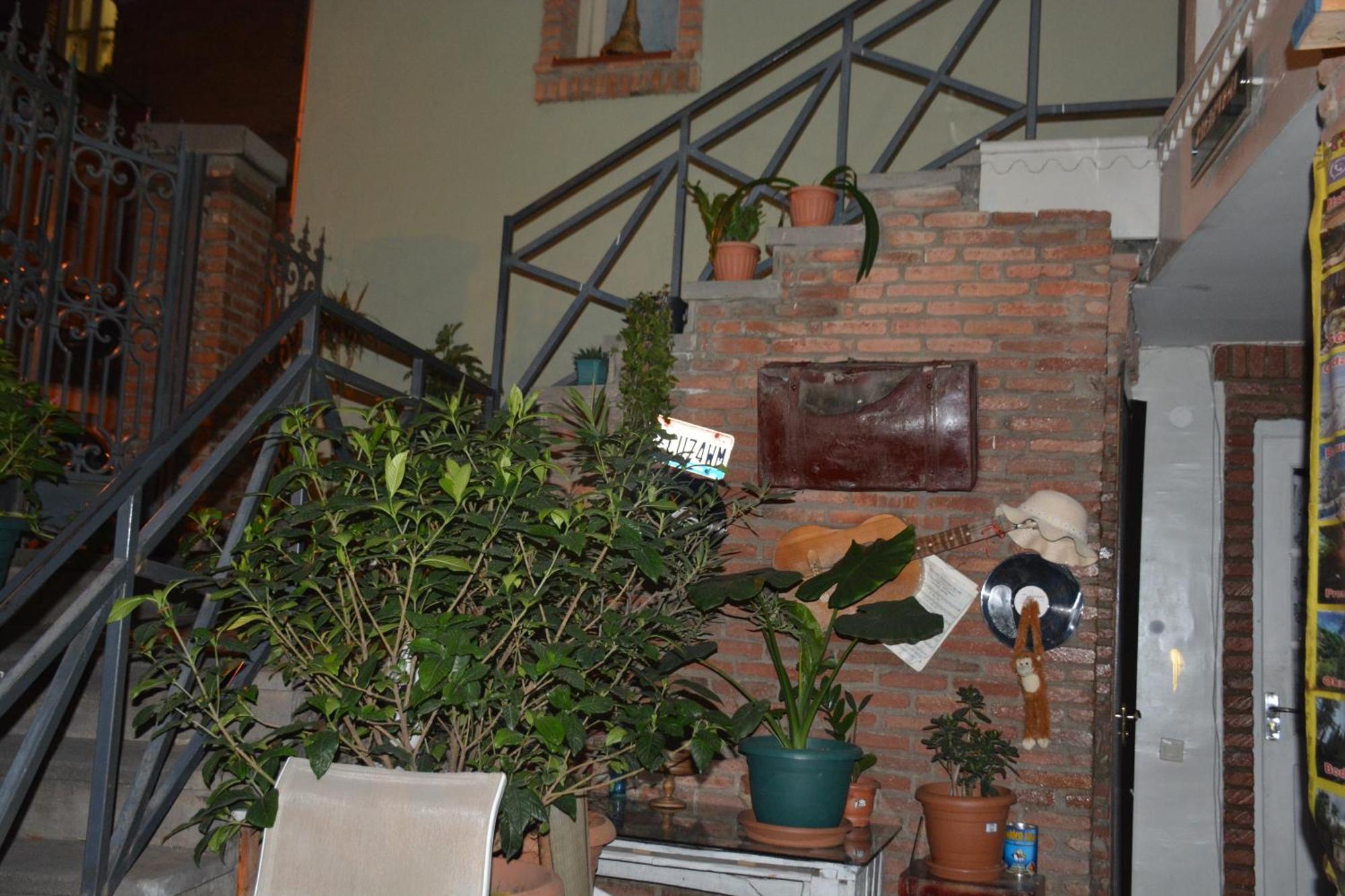 Old House Luca Hotel Tbilisi Exterior photo